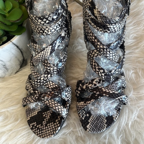 Marco Tozzi Open Toe Mid High Heel Strappy Sandal Size EU 38 - Picture 3 of 11